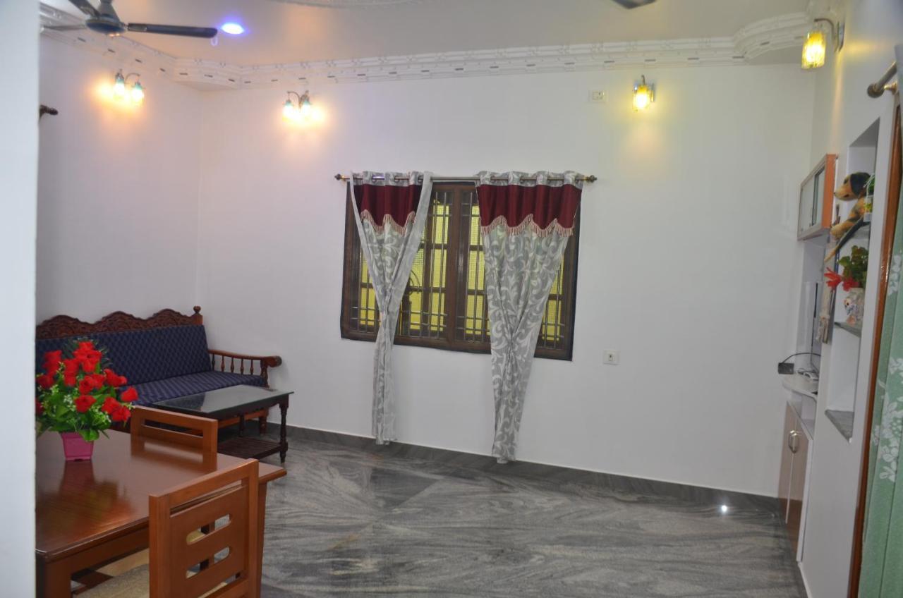 Vasantham Villas Pondicherry Bagian luar foto