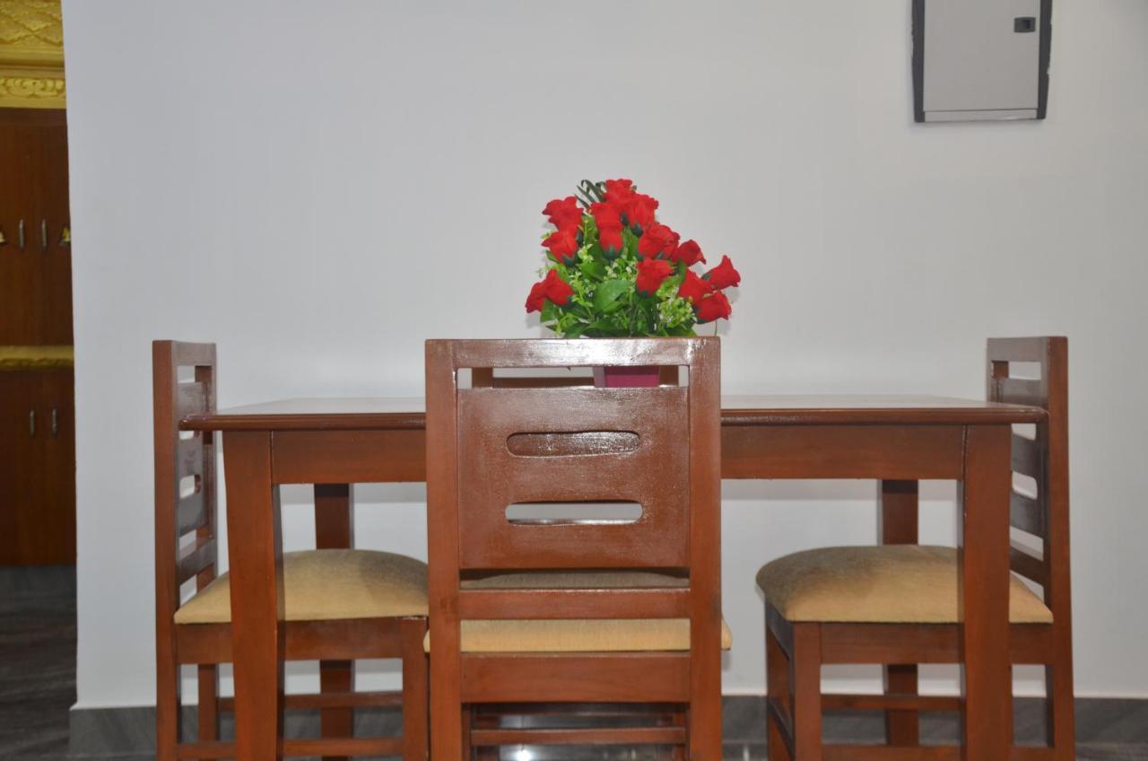 Vasantham Villas Pondicherry Bagian luar foto